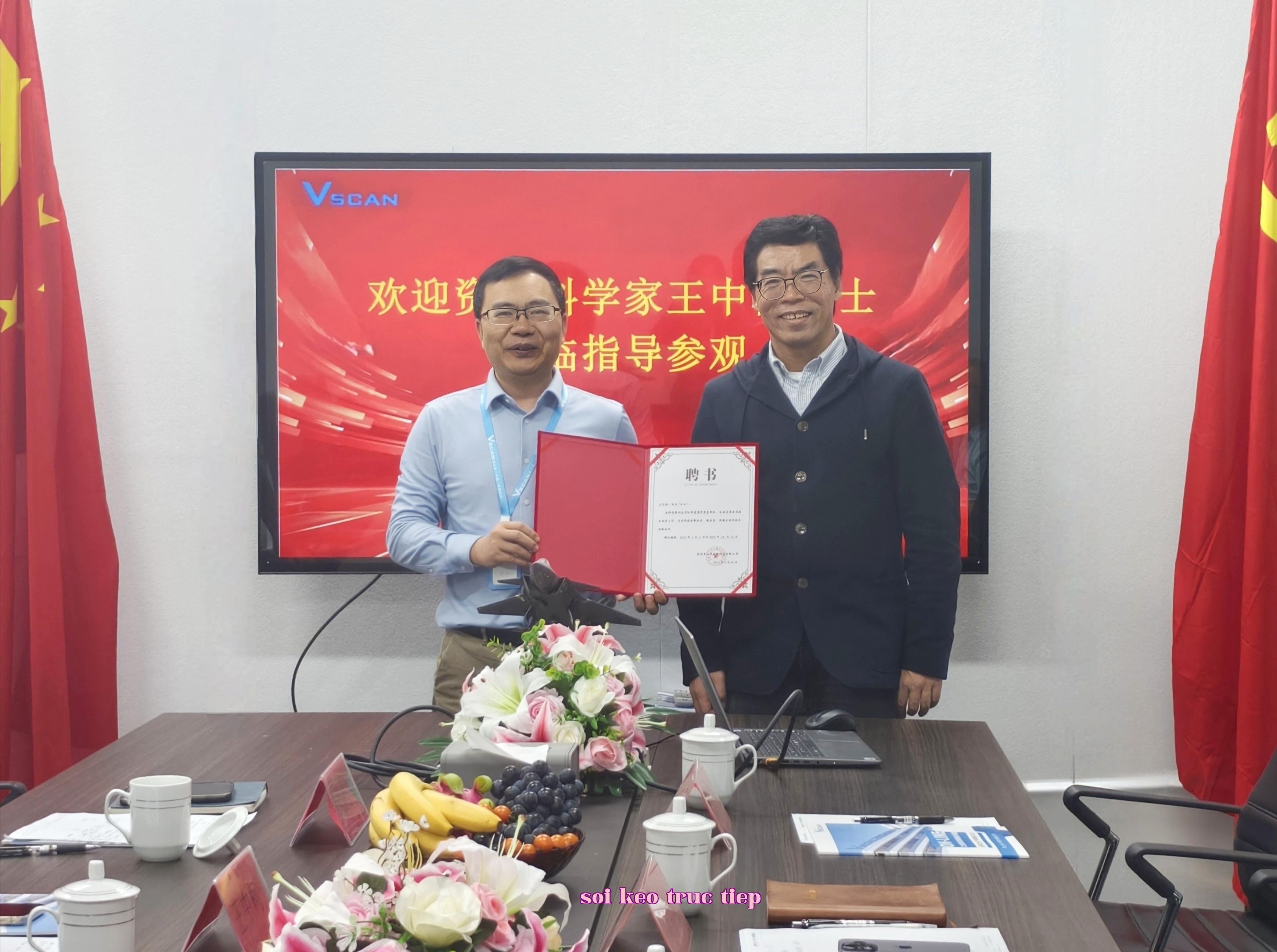 Công ty TNHH Kiểm định Kỹ thuật VWMechanics đã bổ nhiệm chuyên gia laser quốc tế Tiến sĩ Vương Trung Khắc làm cố vấn khoa học trưởng